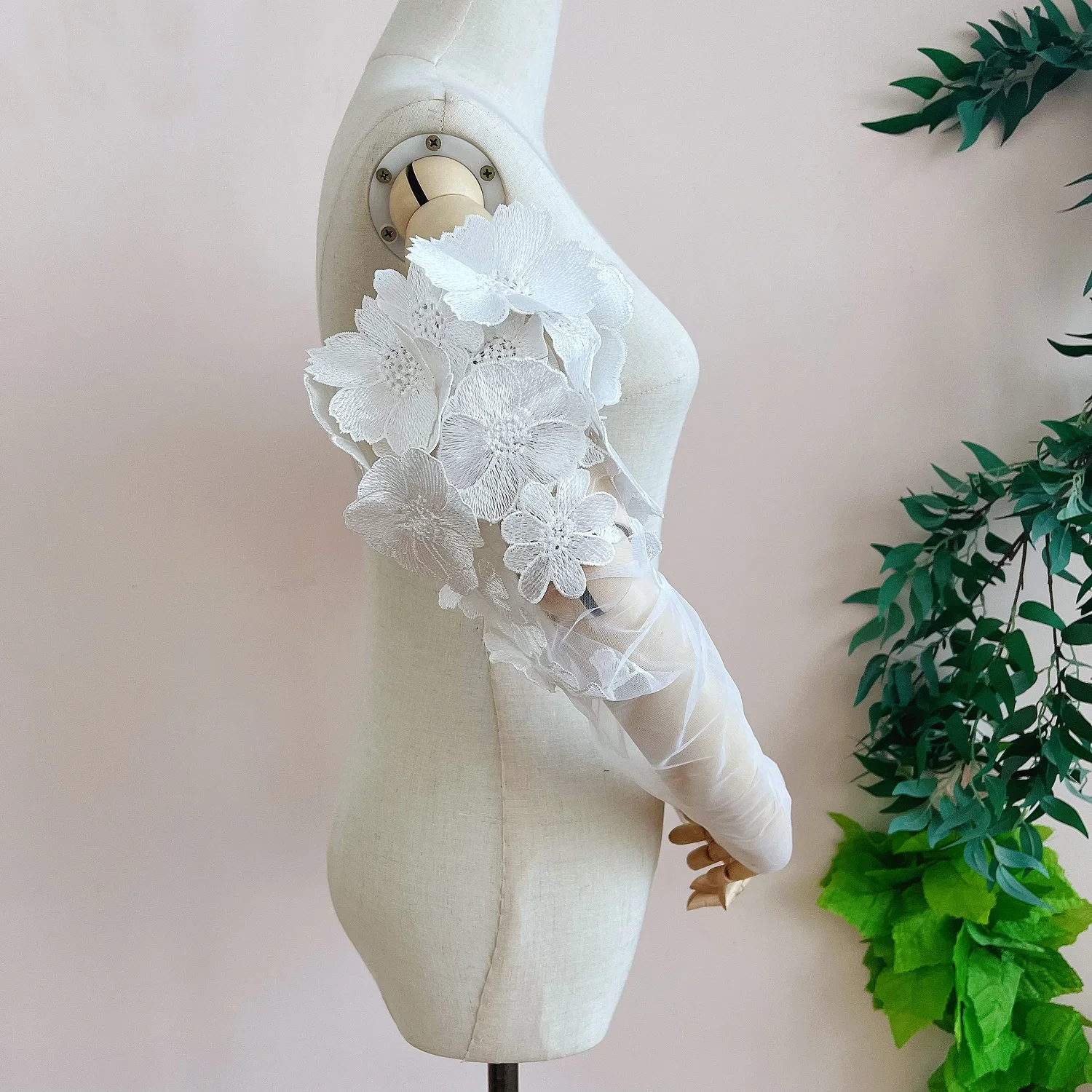 3D Dantel Çiçekler Düğün Kollu Uzun Ayrılabilir Moda Romantik Çiçekler Parmaksız Eldiven DG166 Görüntü 4