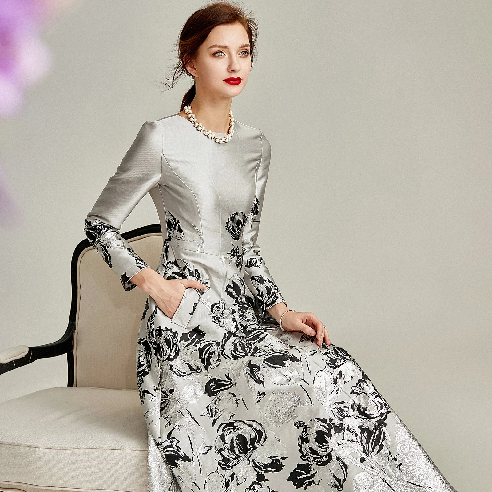 Terzi Dükkanı Custom Made Zarif Jakarlı Gümüş Ziyafet Bayan Anne Düğün İçin Gelin Elbiseler Artı Boyutu Elbise Görüntü 3