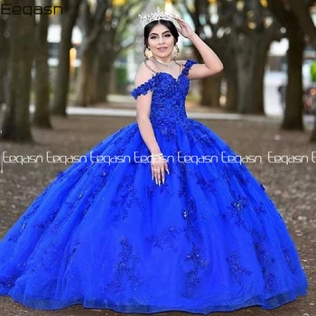 Muhteşem Tatlı 16 Kraliyet Mavi Quinceanera Elbiseler Dantel Aplike V Boyun Balo Balo Elbise Tül Katmanlı Masquerade Abiye